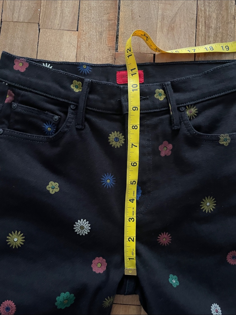 MOTHER The Insider Flood Flare Fresh as a Daisy Jean -Size 28 - Picture 7 of 12